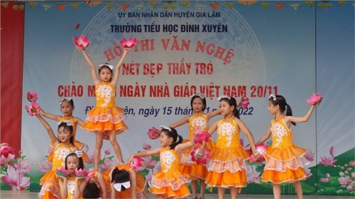 Hội thi văn nghệ chào mừng Ngày nhà giáo Việt Nam khối 3